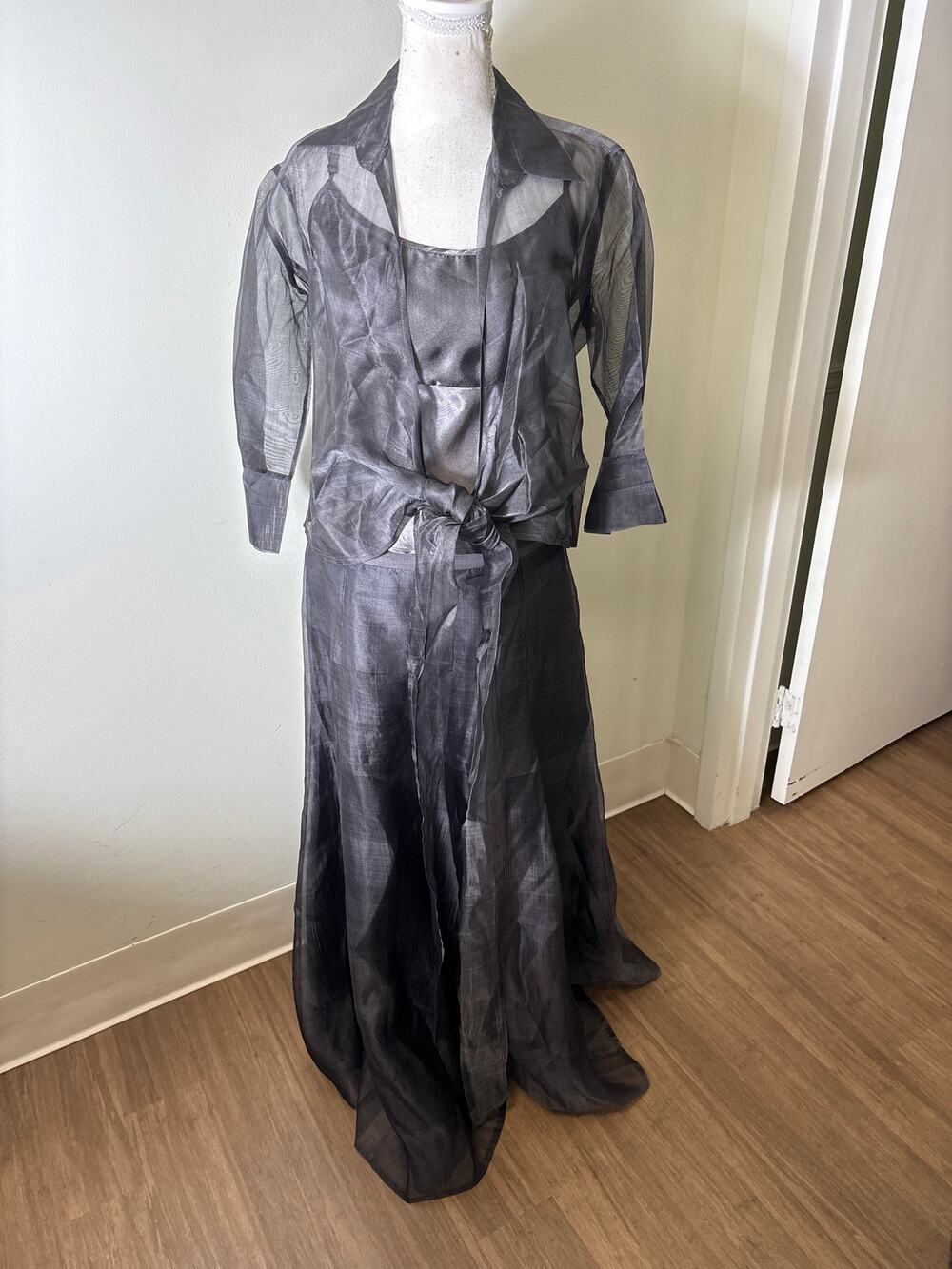 Jasmine Boutique Gun Metal Gray Silk Special Occasion Skirt Set Sz S